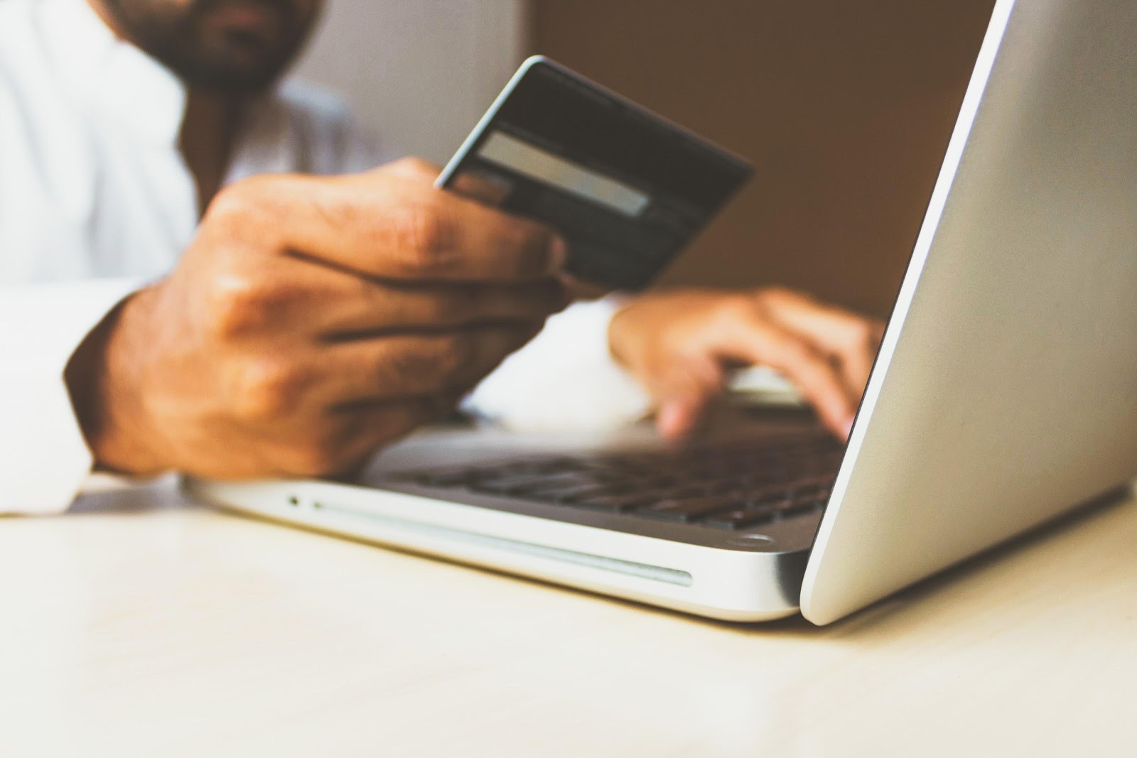 9 Mistakes E-commerce Businesses Make With Their Website Design